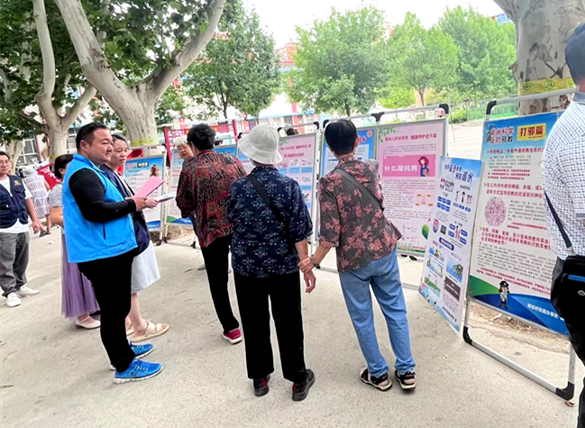 郑州市电缆社区开展反电诈骗科普宣传活动