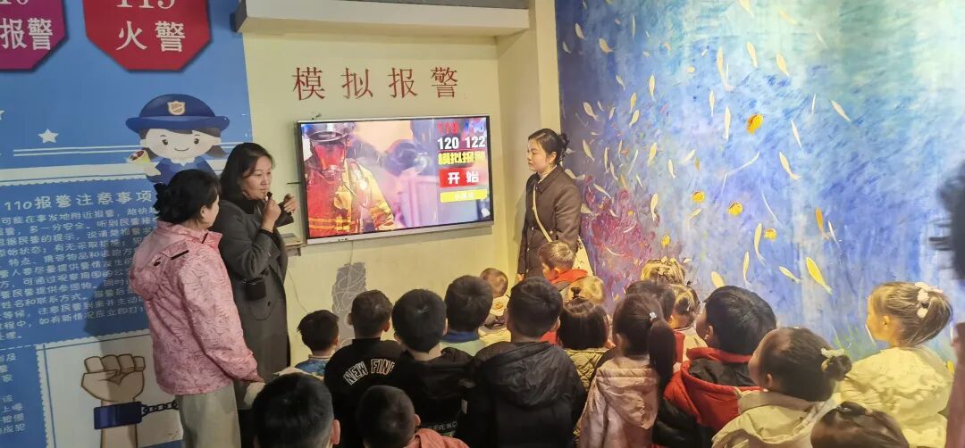 永城市科技馆开展“童心探科学 助力科技梦”亲子实践活动