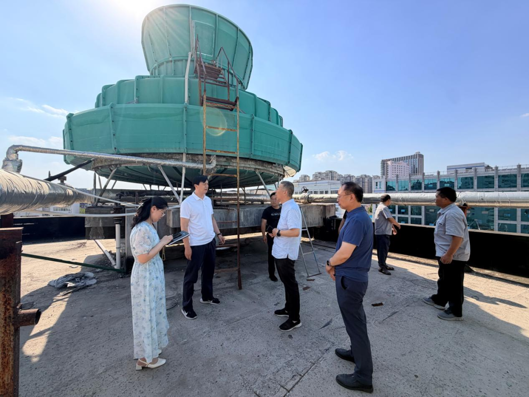 河南省制冷学会组织专家赴许昌供电公司对老旧制冷设备进行淘汰评估