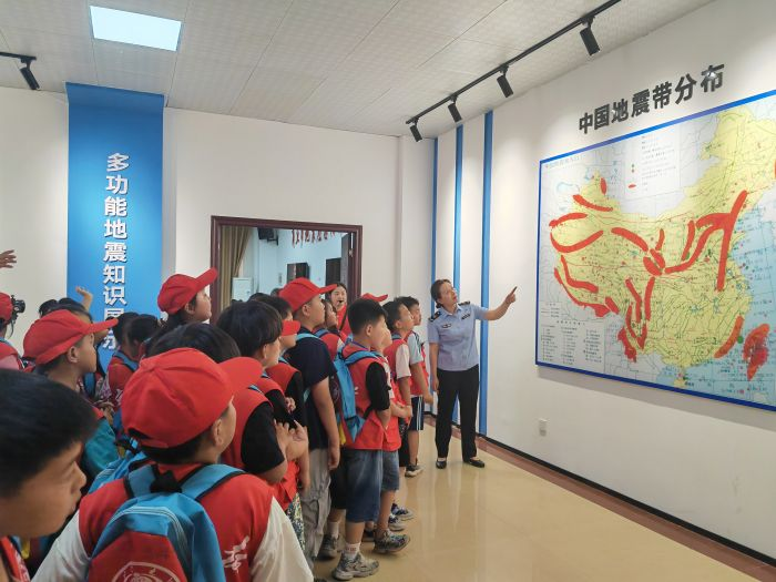 河南多地“花式”开启“安全生产月”