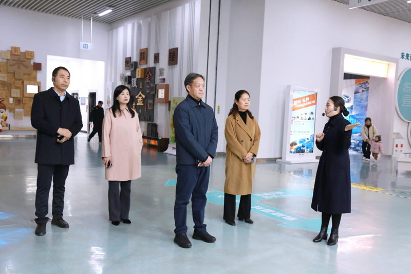李纪峰赴许昌调研科技馆工作
