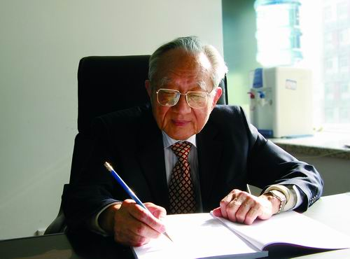 蒋锡夔：一生“爱美”的化学家