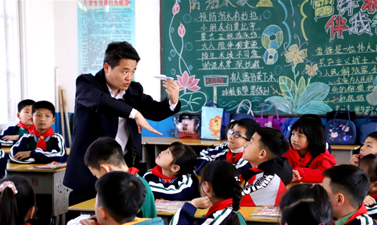 在更多孩子心中播下科学种子