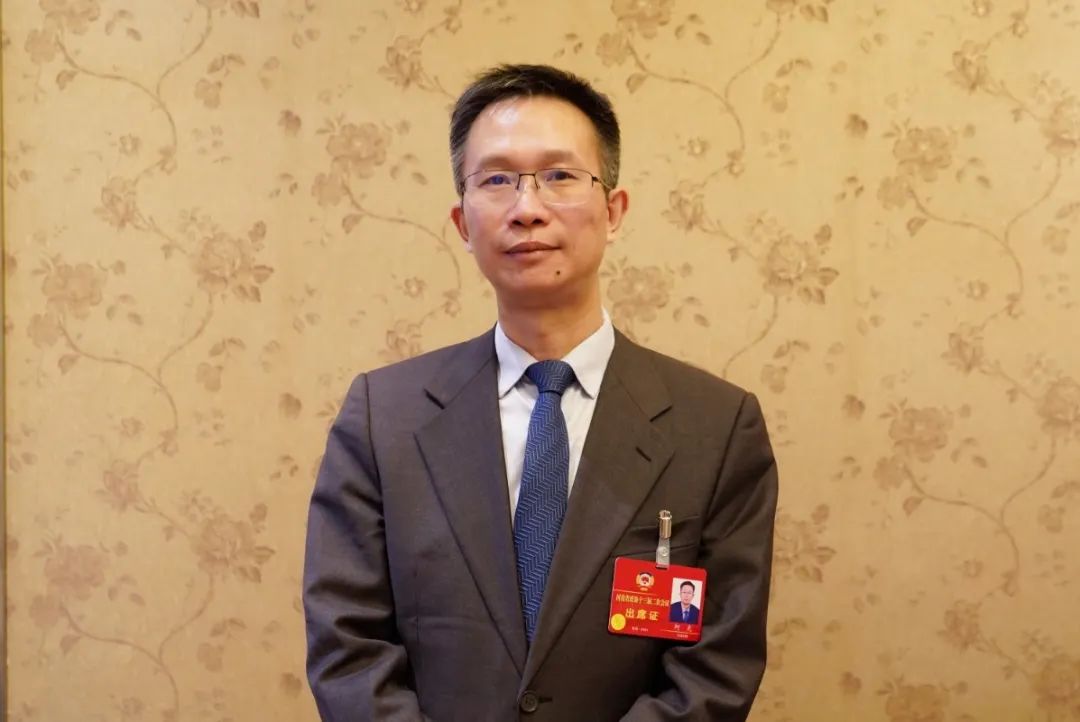 柯克：多管齐下，把小动力电池链起来｜两会中的科协声音