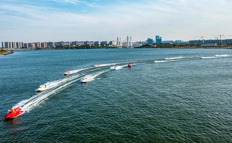 2024年F1H2O郑州大奖赛精彩落幕   中国队赛手莫林摘银  越南队赛手安德森卫冕