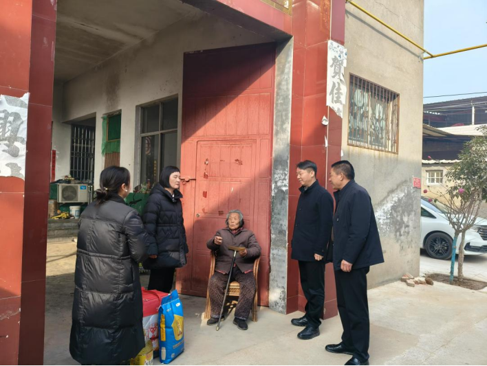 调研走访 真情关爱 —— 郑州市科协赴派驻村开展调研慰问活动