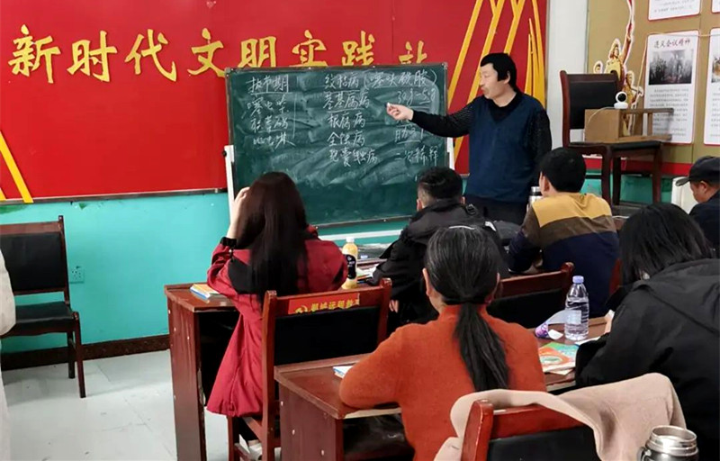 郸城县科协开展助春耕科技志愿服务活动
