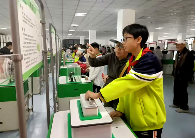 中国流动科技馆科普巡展活动在通许县成功举办