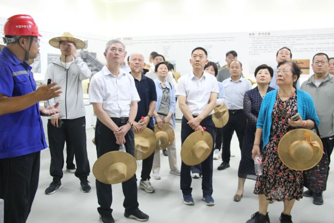 河南省土木建筑学会2025 年会员日活动暨庆祝第九个“全国科技工作者日”活动在新密成功举办