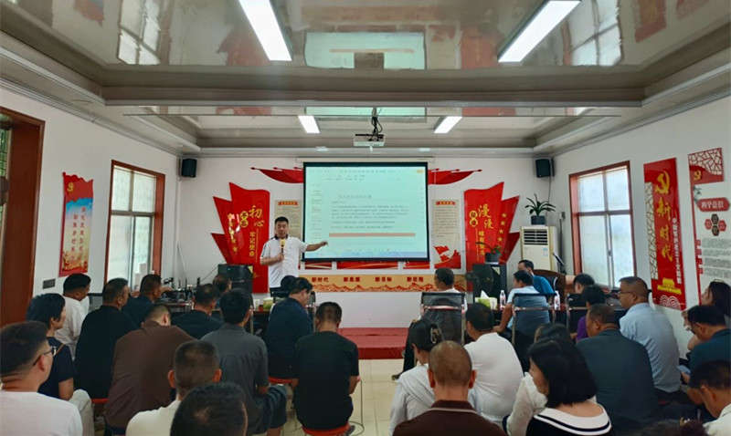 携手楷模共绘振兴：禹州市“出彩河南人”楷模发布厅打造乡村振兴思政课堂