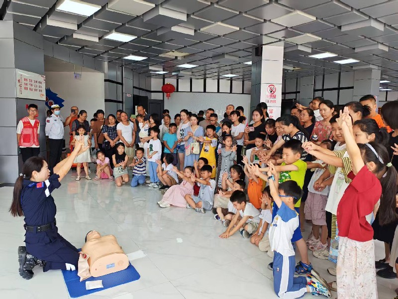 漯河市科技馆开办“夏季防溺水 安全过暑假” 科普课堂