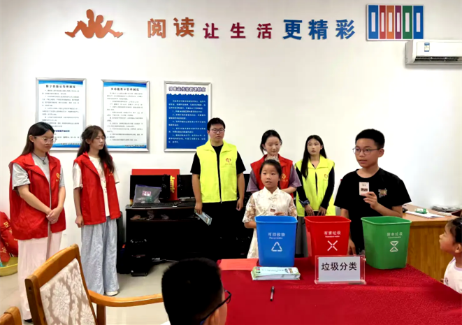 濮阳市华龙区科协开展垃圾分类科普宣传活动