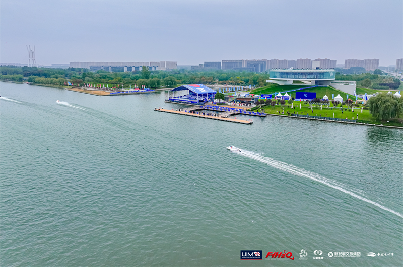 2025年F1H2O郑州大奖赛冲刺赛：中国天荣F1H2O摩托艇队莫林收获季军