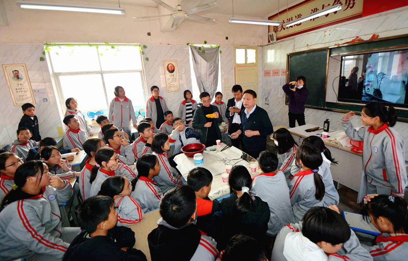 沈国卿：在更多孩子心中埋下科学文化的种子｜全省科技界热议省委十一届十次全会精神（四）