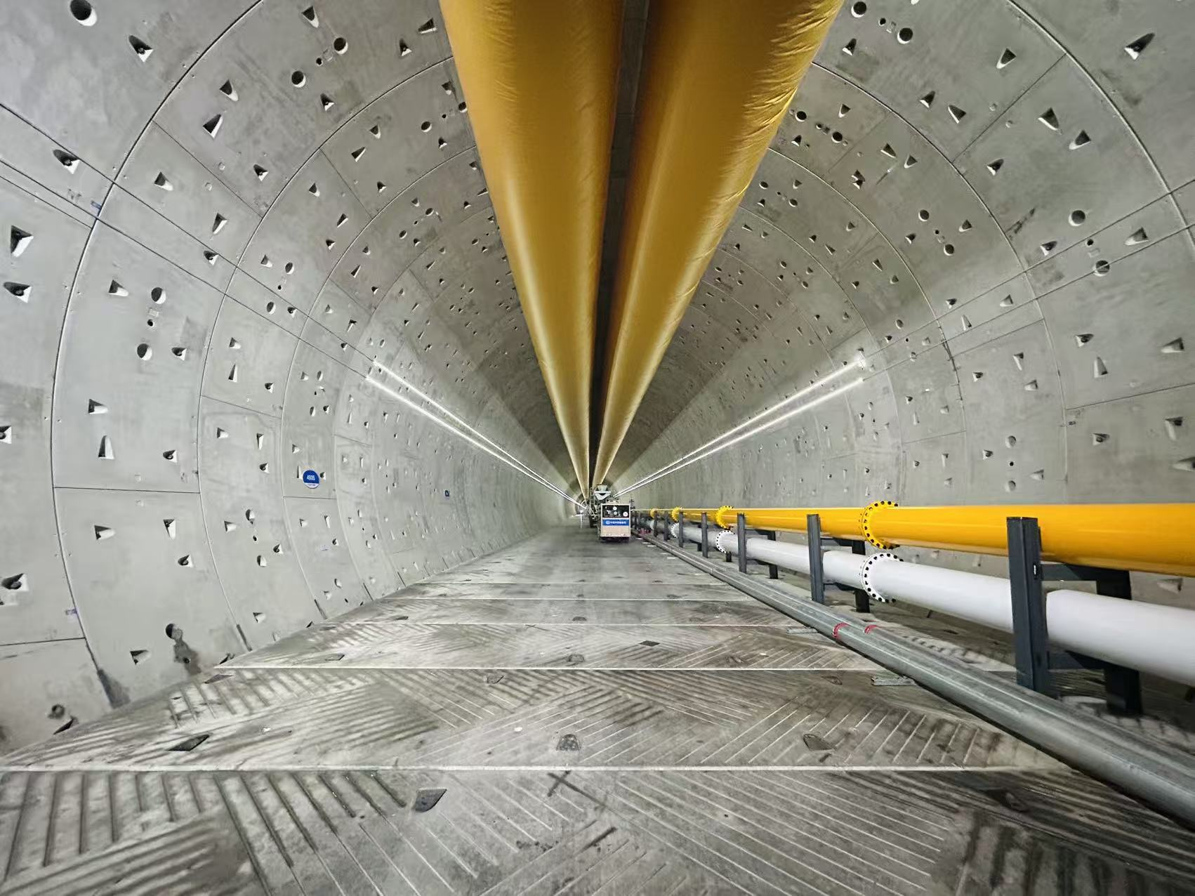 重大进展！我国自主研制，突破万米大关！