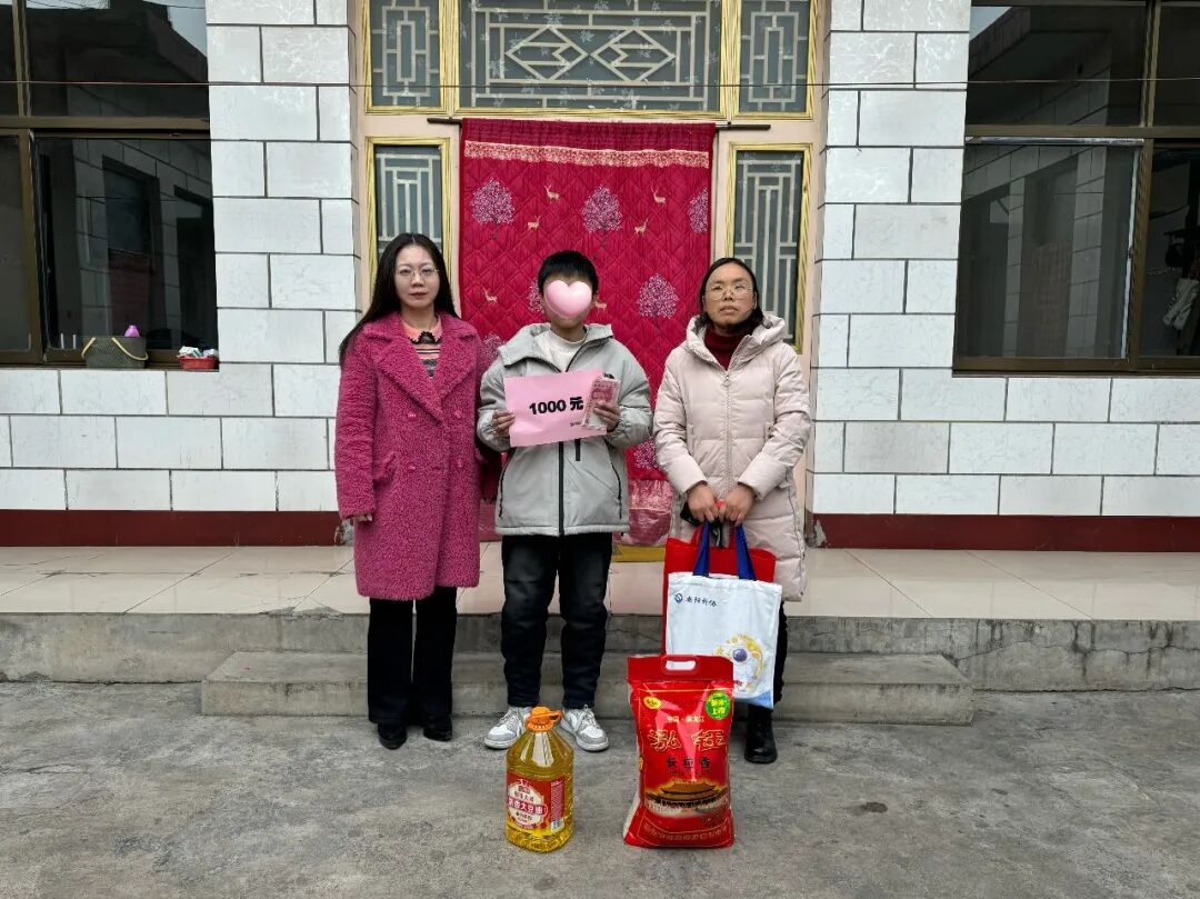 安阳市科协机关妇委会开展“新春送温暖、爱心一帮一”困境儿童帮扶活动