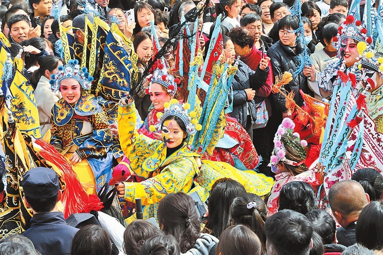 镜头里的河南丨道口古会 烟火续文脉 今朝更盛景