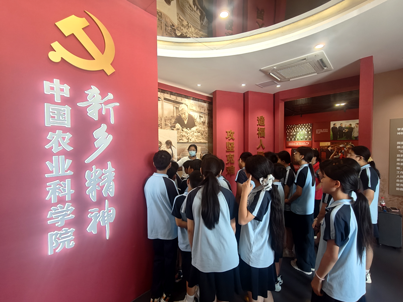 深耕科普沃土 传承科学精神——新乡县科协组织开展青少年科普研学实践活动