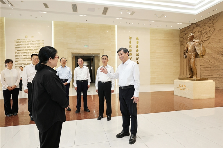 周祖翼王陆进在兰考调研时强调 大力传承弘扬焦裕禄精神 扎扎实实推进乡村全面振兴和县域高质量发展