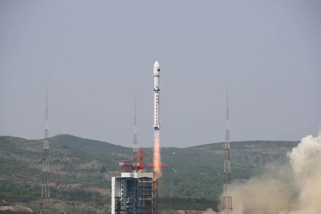 “郑州航空港号”卫星发射成功