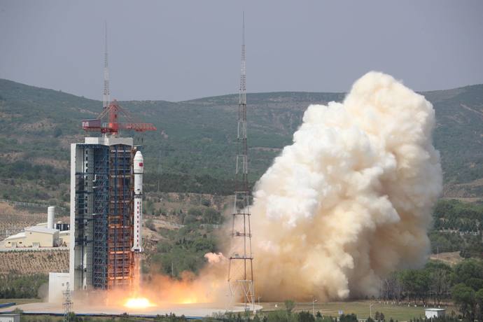“郑州航空港号”卫星发射成功