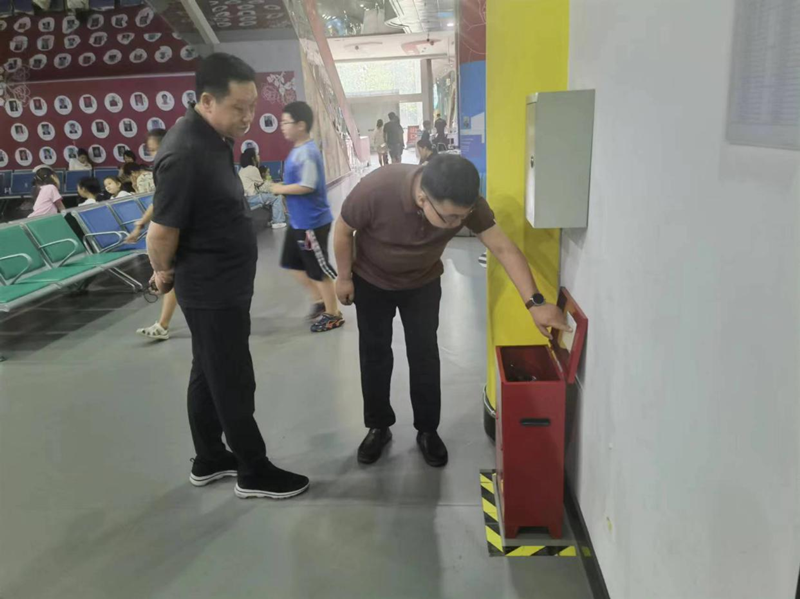 洛阳市科技馆绷紧暑期“安全弦”