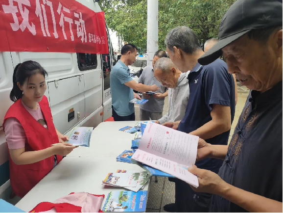 唐河县科协开展健康科普宣传活动