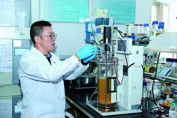 李福利的“长期主义”科研